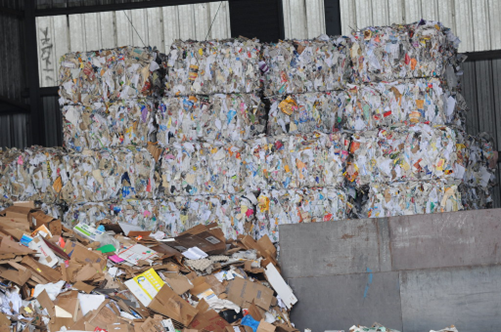 Paper and cardboard at Berkeley recycling center  © Chiara Coetzee 