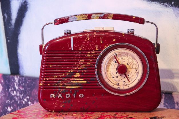 radio-4333412_960_720  © Manfred Richter 